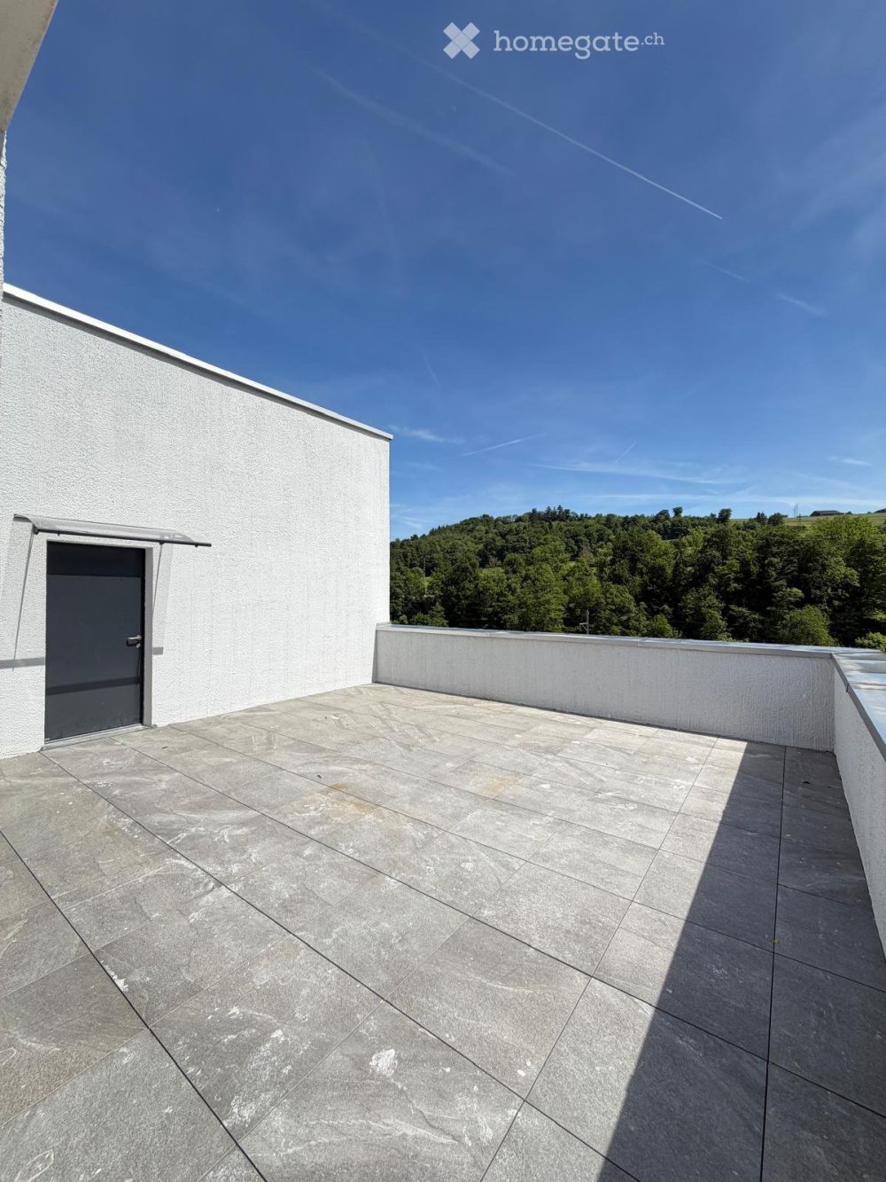 Moderne möblierte 5-Einzelzimmer-Wohnung im Neubau mit Terrasse & Lift - Bild 10