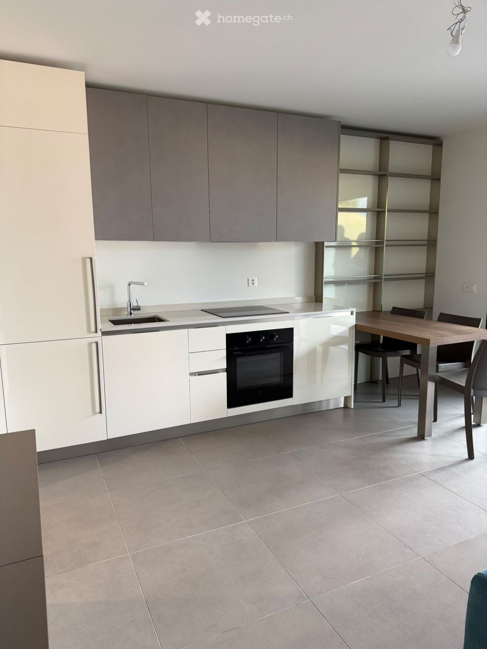 Bellinzona – Moderno appartamento arredato di 1.5 locali con ampio terrazzo e vista panoramica! - Bild 3