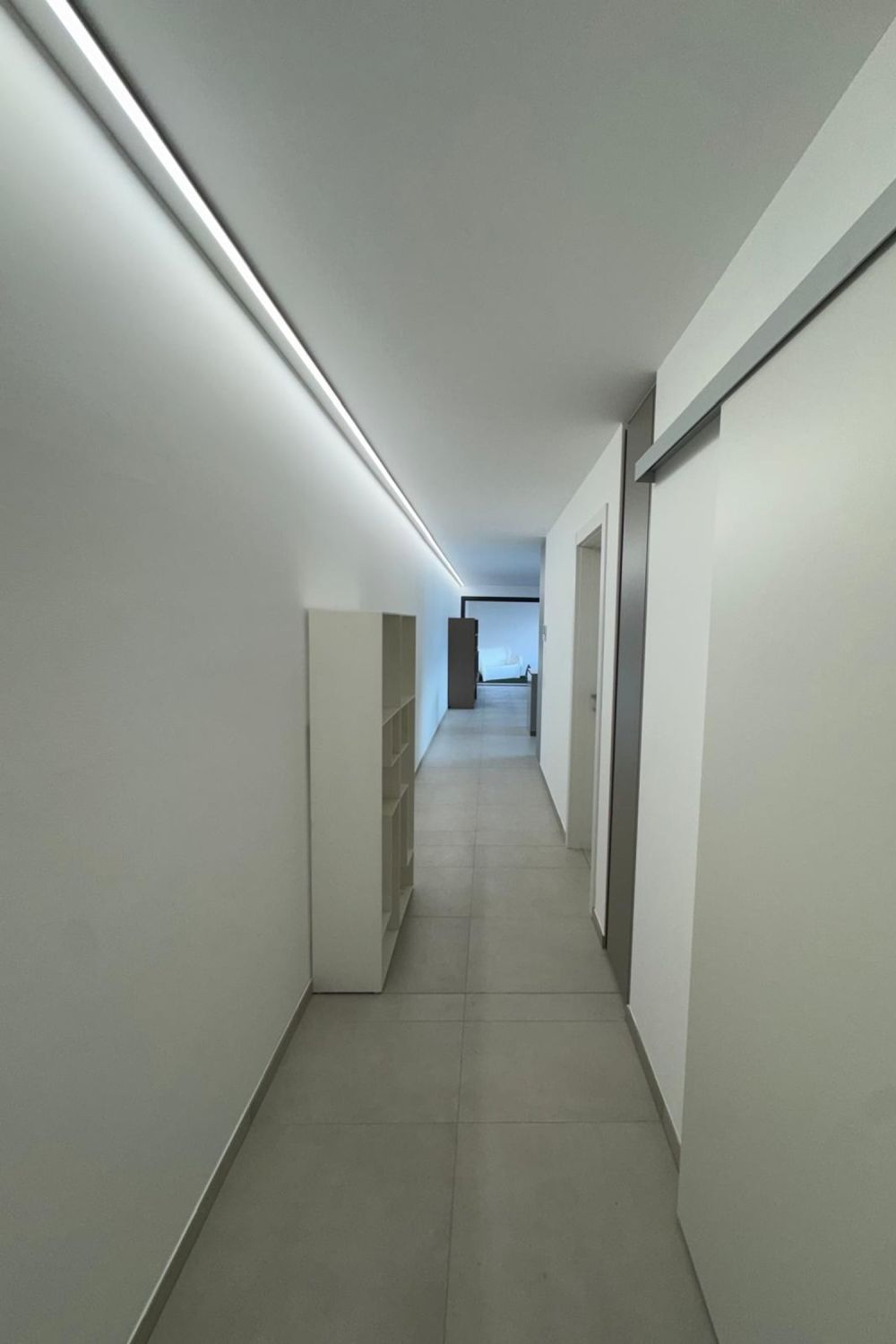 Moderno 2,5 con terrazza subito disponibile anche arredato - Bild 9