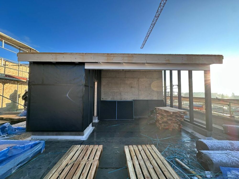 Ganz oben. Ganz frei. Ganz Zuhause - exklusive 4.5-Zi.-Attikawohnung in Berg - Bild 2