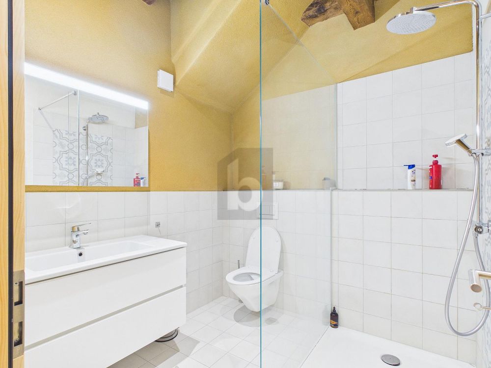 IM STÄDTLI AUF ZWEI ETAGEN - Bild 5