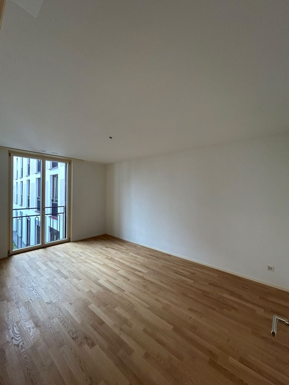 Moderne 3.5-Zimmer-Wohnung direkt am Bahnhof Wil SG - Bild 7