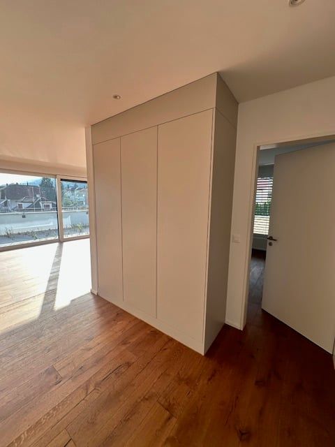 !!Erstbezug!!  Moderne 3.5-Zimmer-Attikawohnung in Lengnau - Bild 3