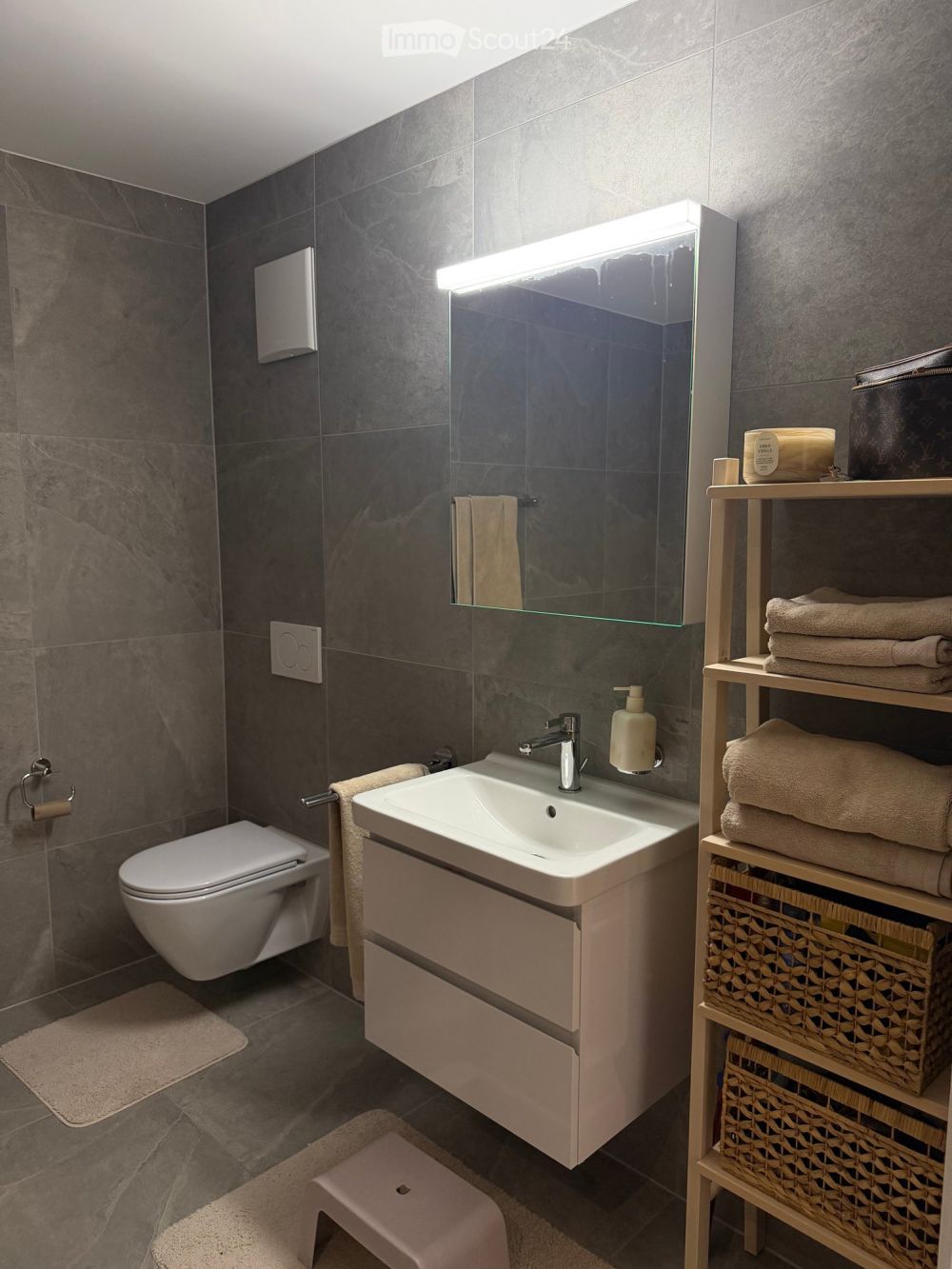 Moderne 3.5-Zimmer-Neubauwohnung in Näfels - Bild 2