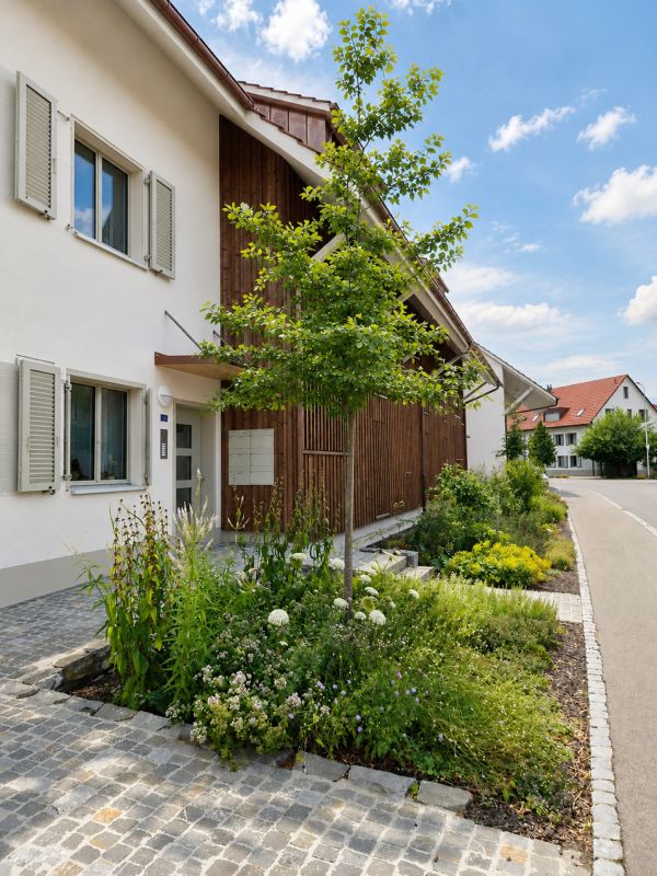 Grosszügige, moderne 3.5-Zimmer-Gartenwohnung zu vermieten - Bild 1