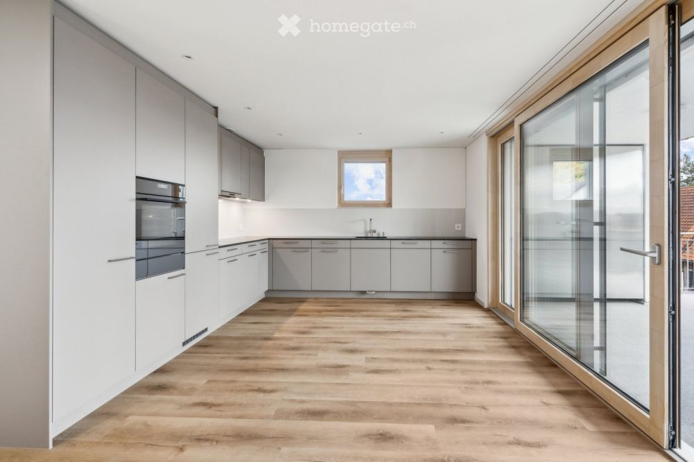 Erstvermietung – Wohnen am Sonnenberg: Moderne 5.5-Zimmer-Wohnung mit grosser Aussenfläche - Bild 1