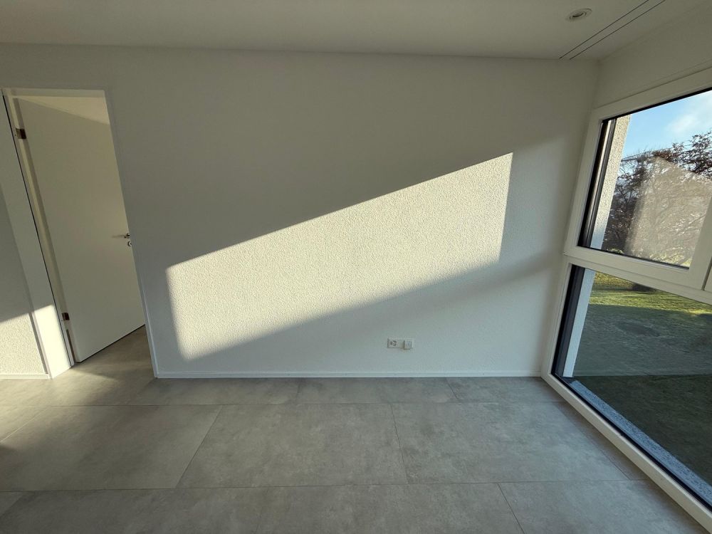 Moderne 2.5-Zimmer-Wohnung in Reinach mit Balkon und Garage - Bild 11