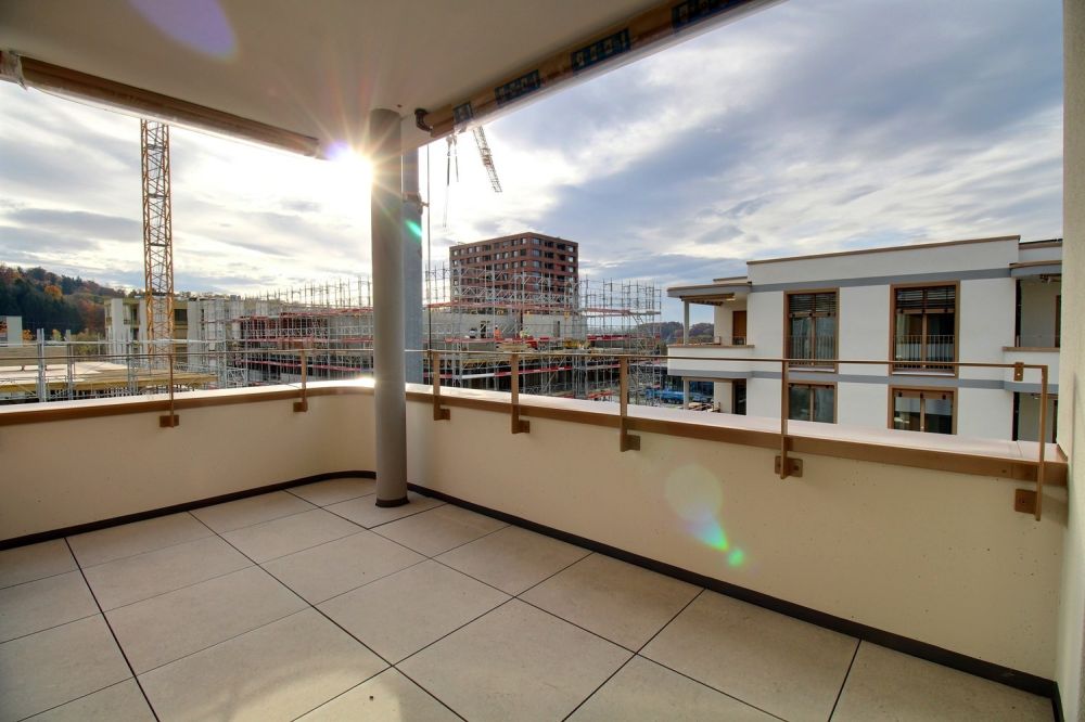 Appartement neuf de 3.5 pièces en attique ! - Balcon