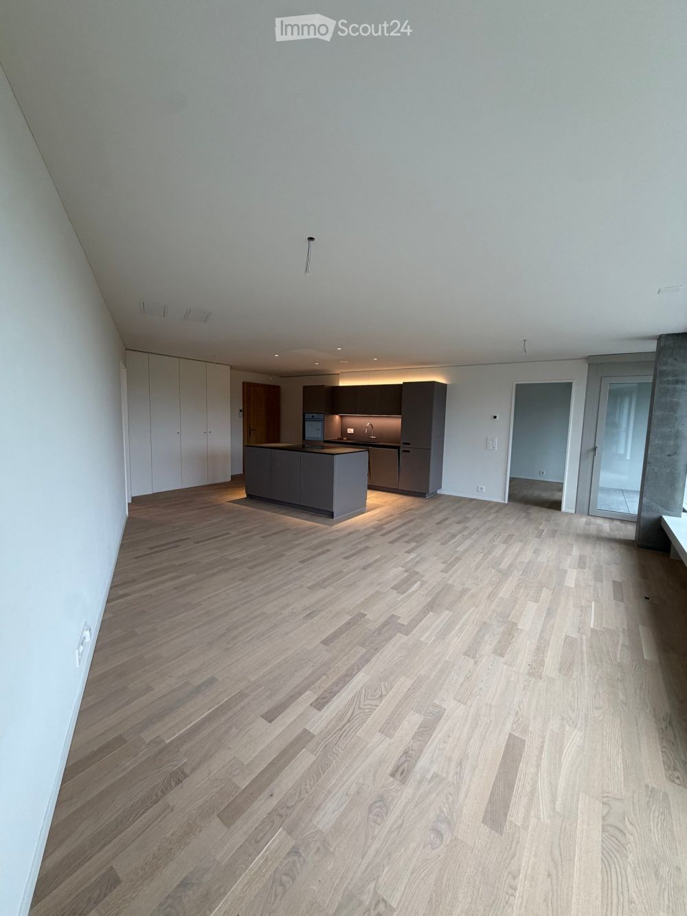 2.5 Zi. Wohnung im PilatusTower - Bild 2