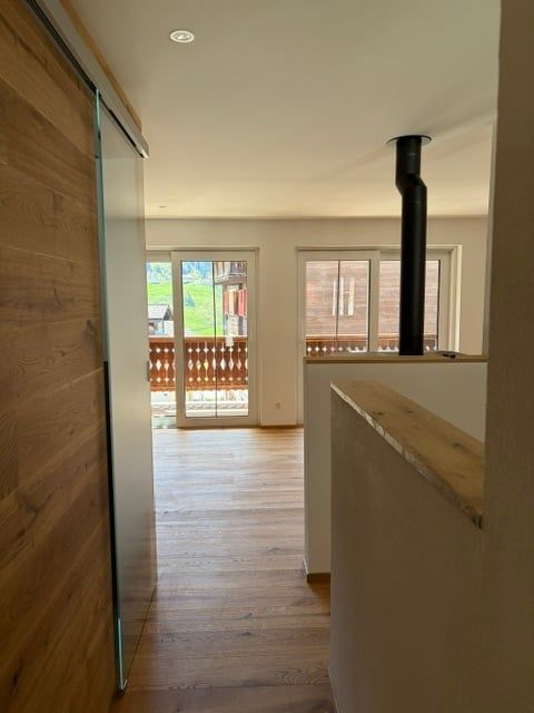 Charmanter Stallneubau in Curaglia, Graubünden - Bild 3