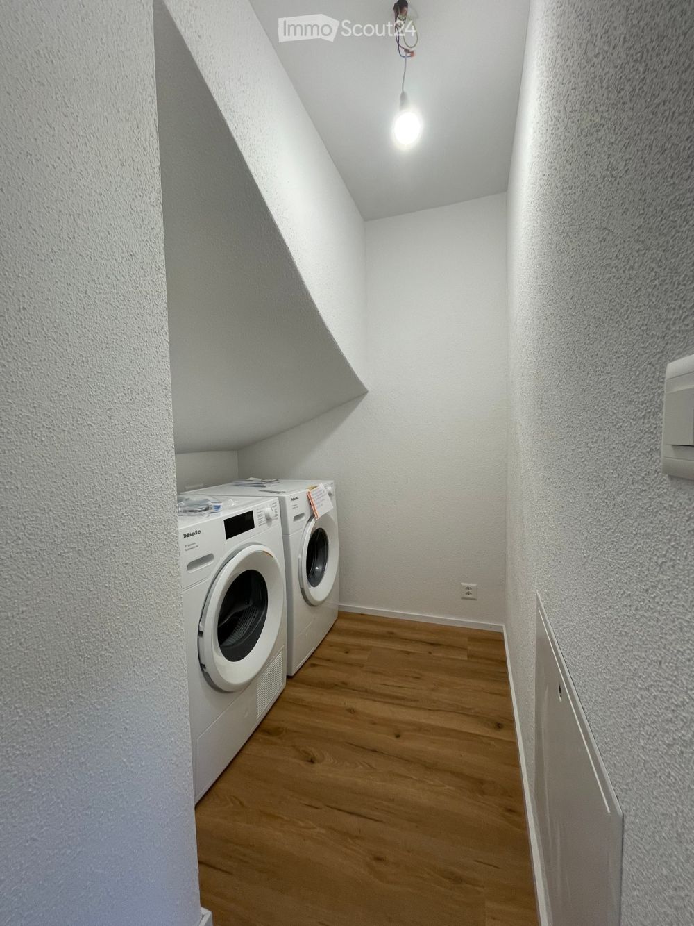 Moderne 4-Zimmer-Neubauwohnung mit Balkon in Niederstetten - Bild 7