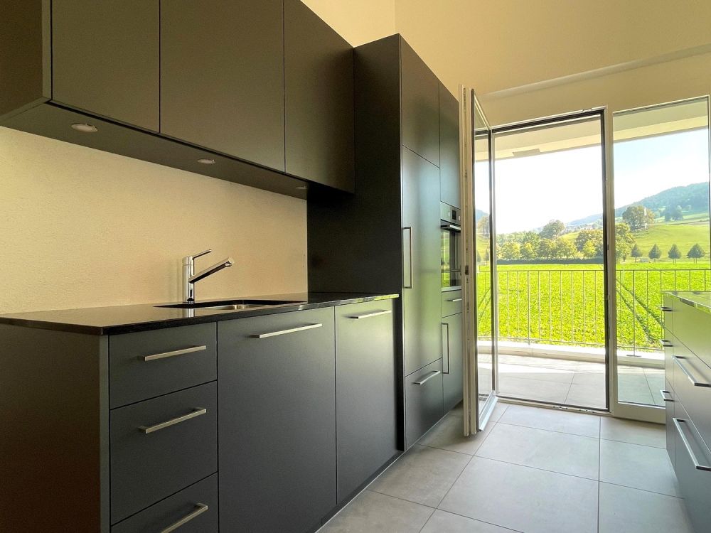 Moderne Dachwohnung mit Blick ins Grüne - Bild 1