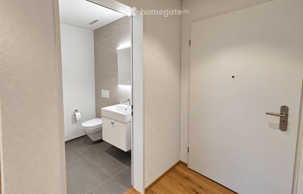 Helle Dachwohnung mit modernem Ausbau und charmanten Holzdetails - Bild 5