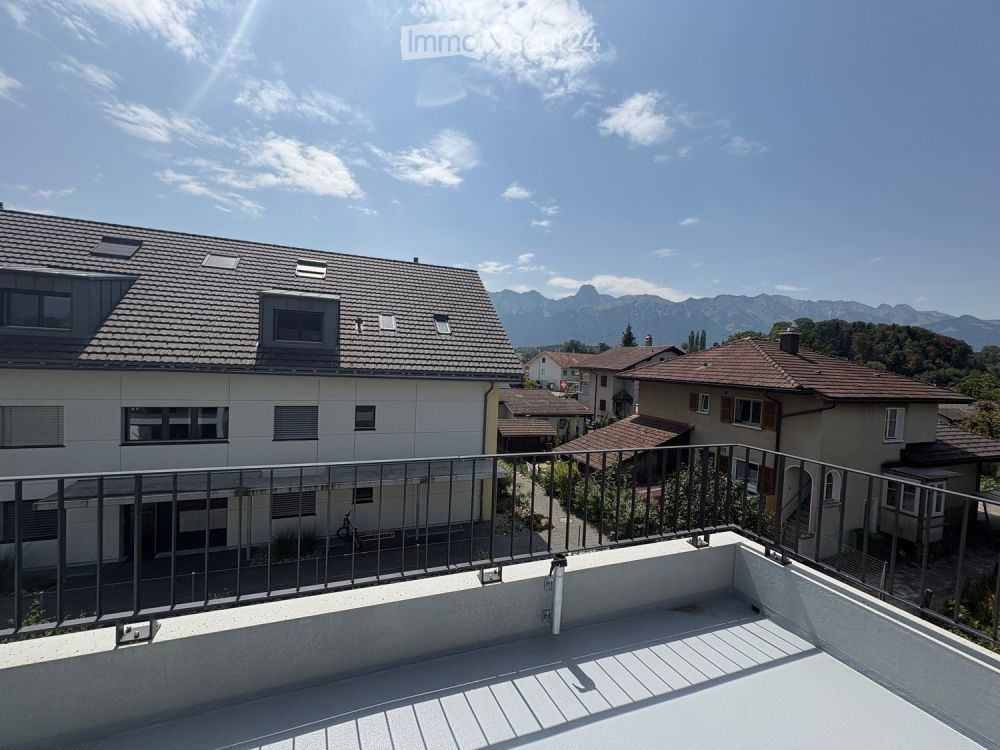 Erstvermietung: 4.5-Zimmer Dachwohnung mit Wohngalerie in Thierachern - Bild 4