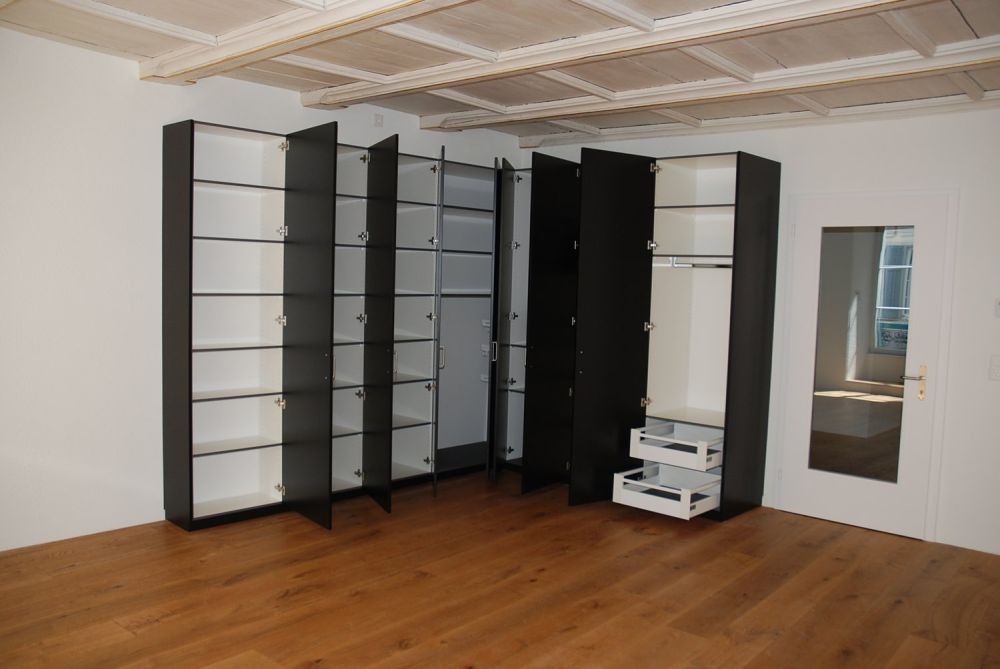 Sanierte 2 1/2-Zimmer Wohnung mitten in der Altstadt - Bild 4