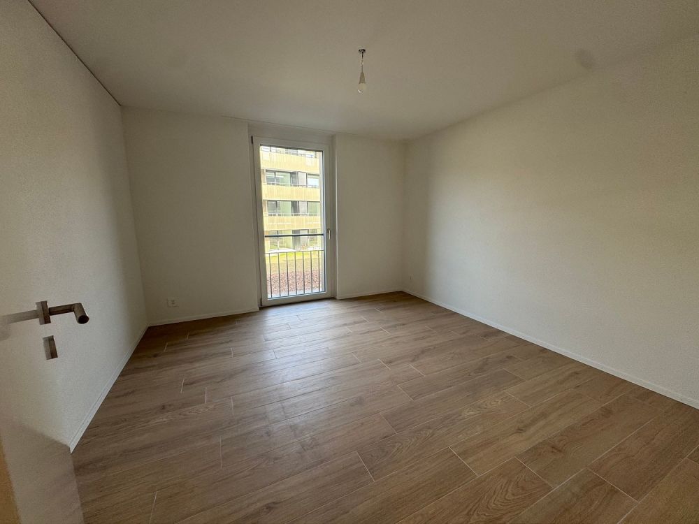 05650 - Appart. 3½ PCES - IMP. CHAMP-RIOND 18 - MATRAN - Bild 3