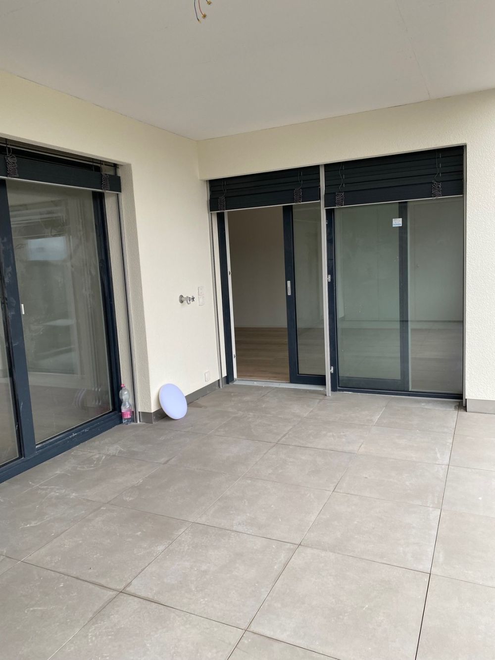 Erstvermietung moderne 2.5 Zimmer Parterrewohnung mit Sitzplatz, Minergie P - Bild 7