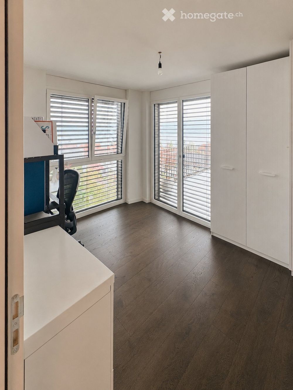 Moderne 4.5-Zimmer-Dachwohnung mit herrlicher Aussicht in Horgen - Bild 9