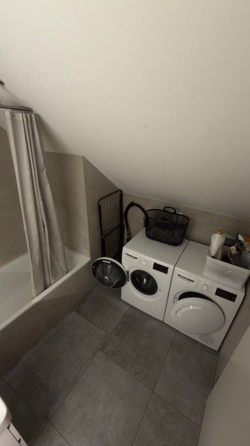 Neu renovierte, charmante Dachwohnung! - Bild 5