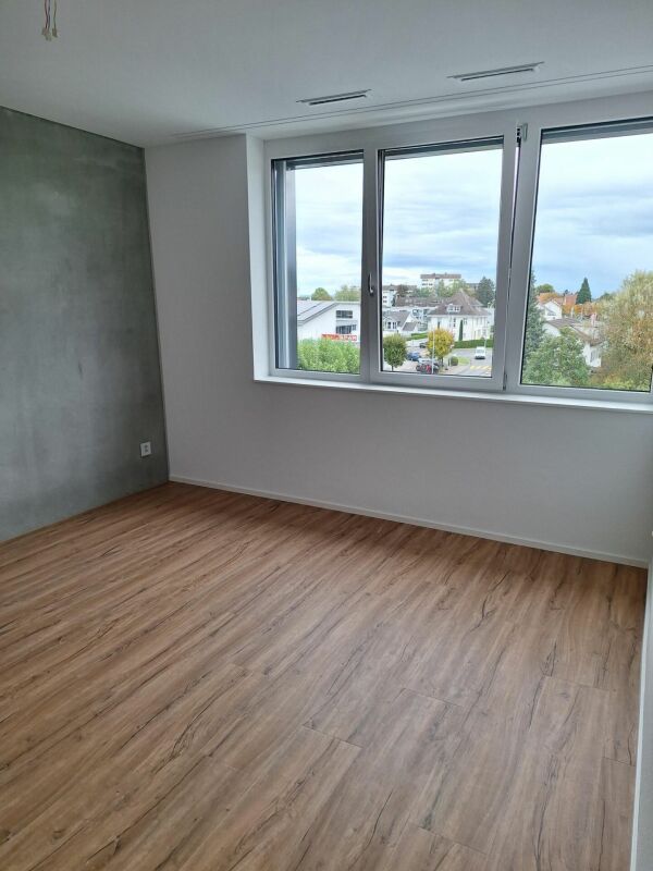 Erstvermietung: grosszügige 2.5 Attikawohnung mit 79m2 - Bild 7