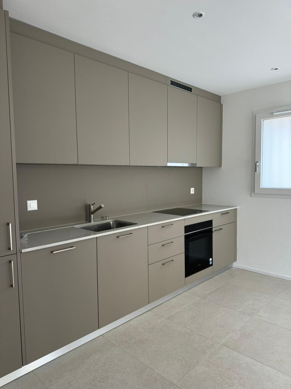 Appartement de 3.5 pièces traversant, 2ème étage, env. 82 m2 - Bild 2