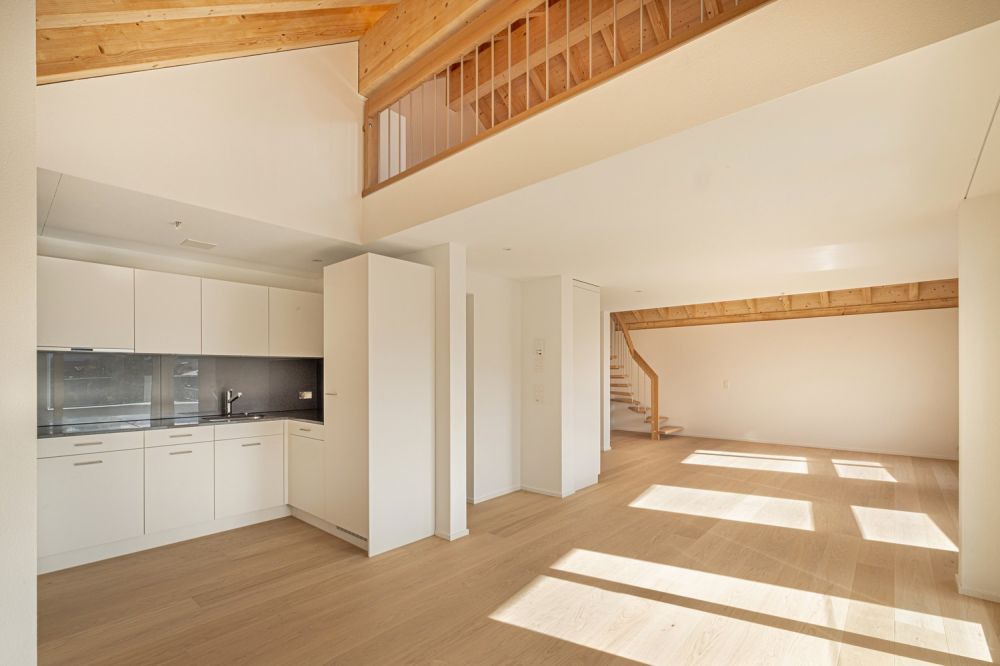 Modernes Wohnen mit Bündner Lebensqualität  Exklusive 5.5-Zimmer-Wohnung in Domat/Ems - Bild 3