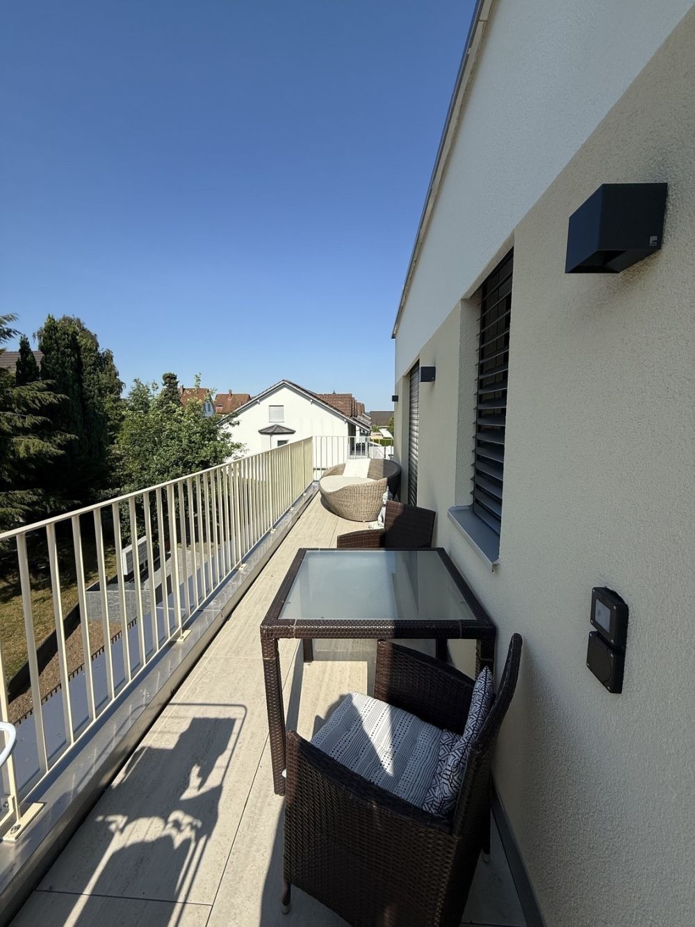 2.5 Zimmer Wohnung mit grosser Terrasse - Bild 2