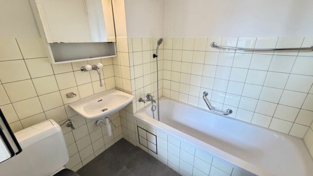 Einfache 3.5-Zimmer-Wohnung mit Balkon und Kellerabteil - Bild 6