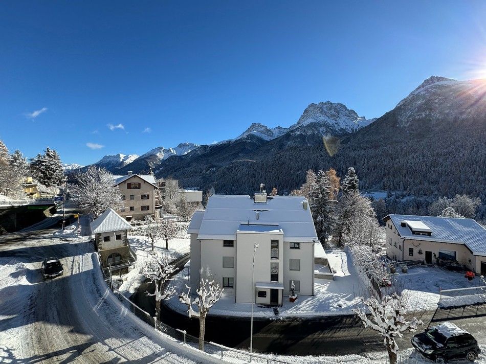 Traumhaftes Wohnen in Scuol. Exklusive 5.5-Zimmer-Wohnung. - Bild 1