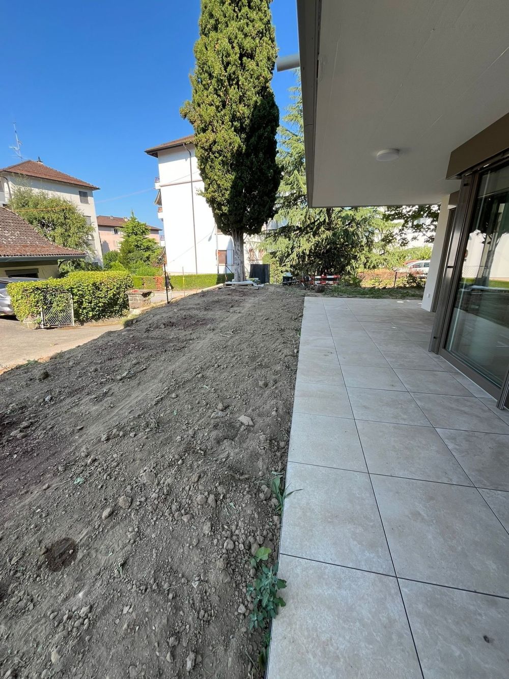 Wohnung mit 2.5 Zimmern im Erdgeschoss - terrasse/jardin