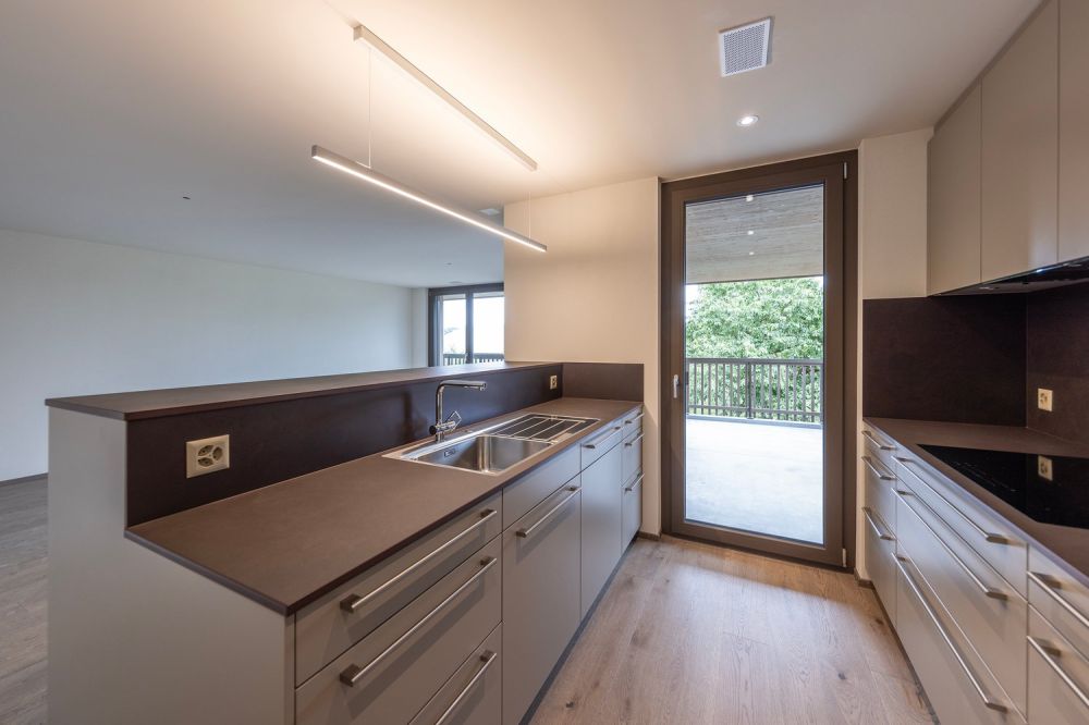 Grosszügige 4.5 Zimmer-Gartenwohnung mit 390m2 idyllischem Garten - Bild 5