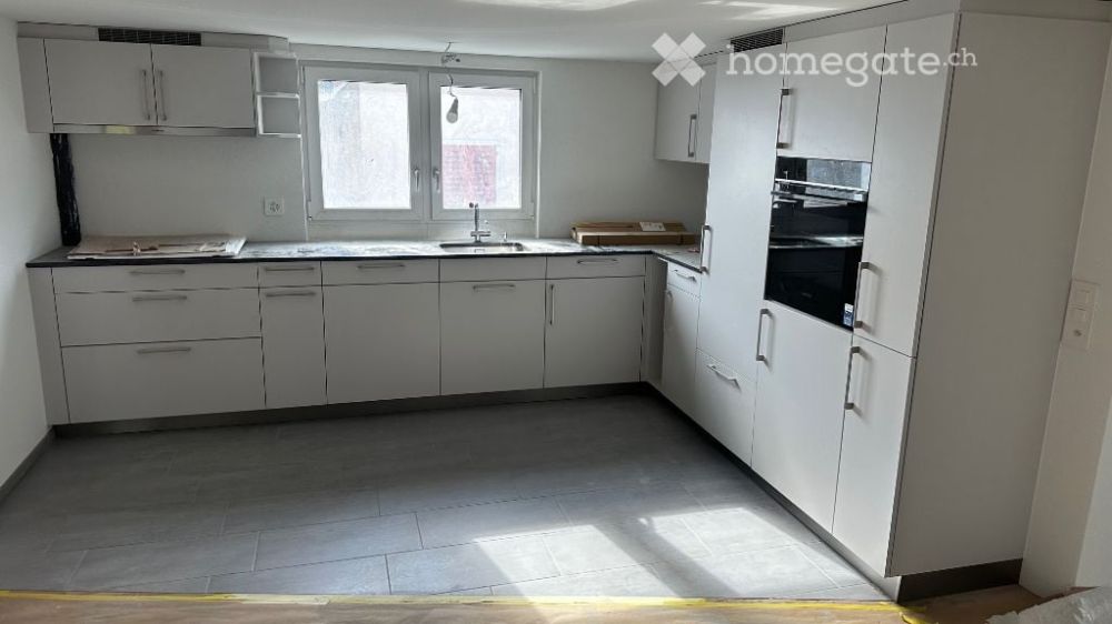 Altes renoviertes Schulhaus in Adetswil. Traumhafter 6.5-Zimmer-Hausteil an ruhiger Lage - Bild 8