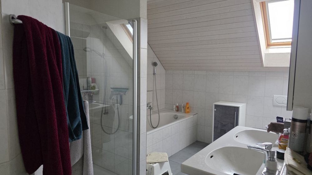 Maisonette-Wohnung in Dättnau - naturnah und modern - Badezimmer