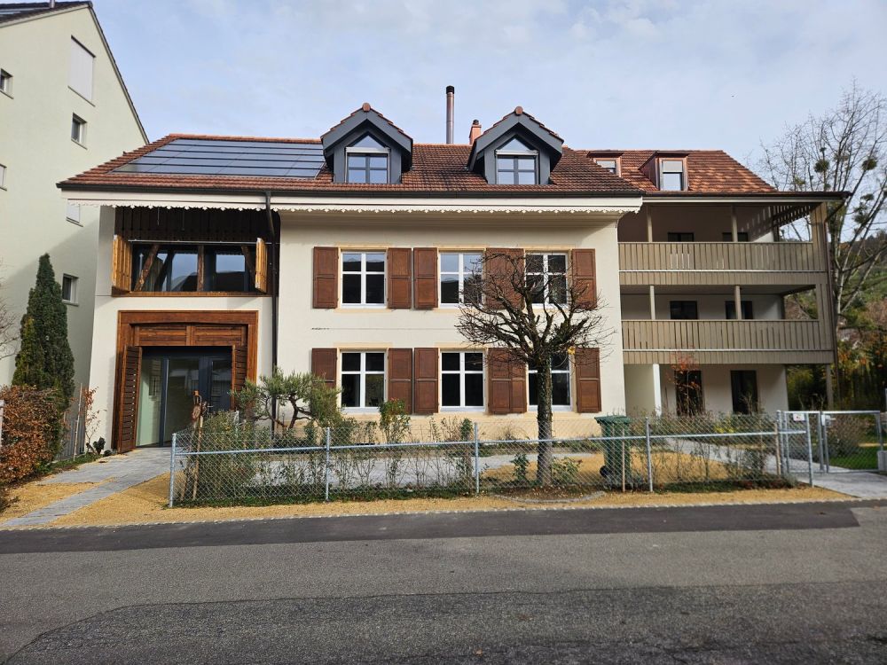 Erstvermietung - moderne 2.5-Zimmer Dachwohnung mit Laubenbalkon in Sissach - Bild 13