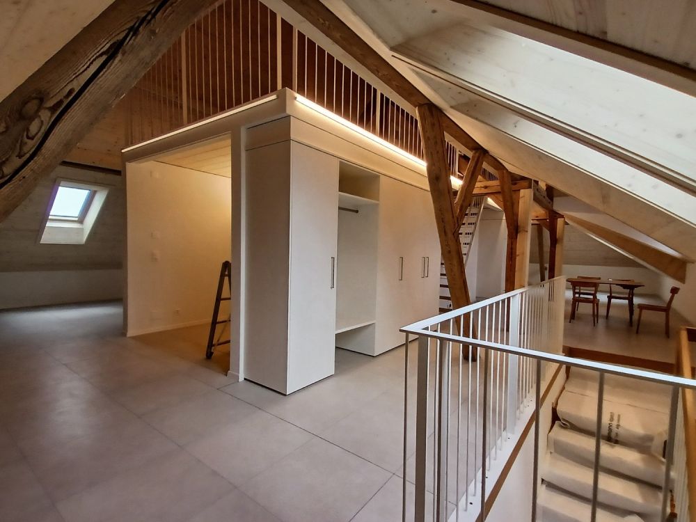 Ihr Wohntraum im Zentrum von Wünnewil - Garderobe