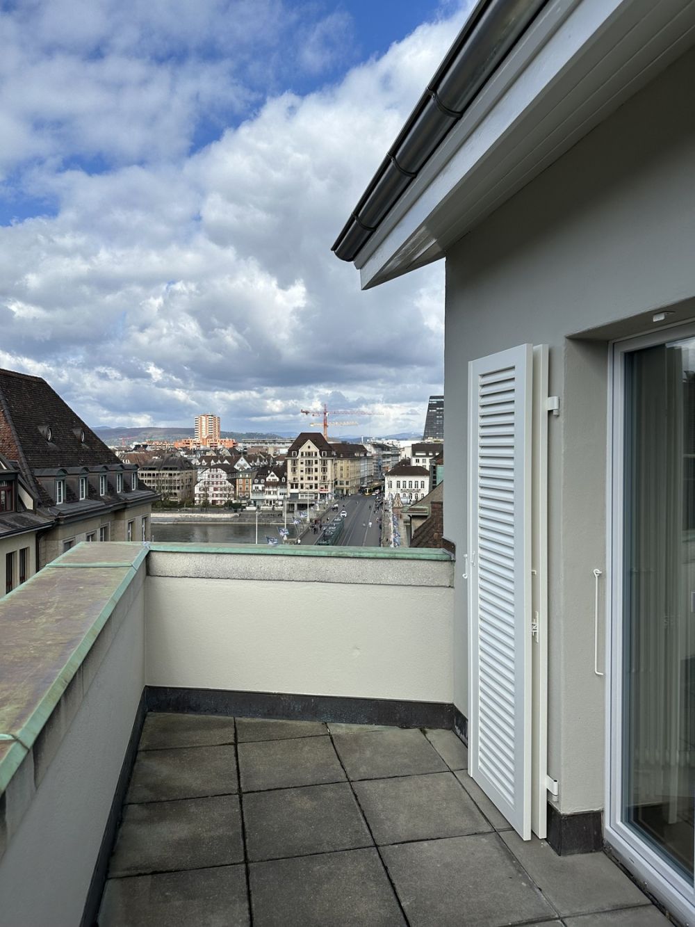 Erstvermietung nach Sanierung mit Rheinblick! - Bild 7