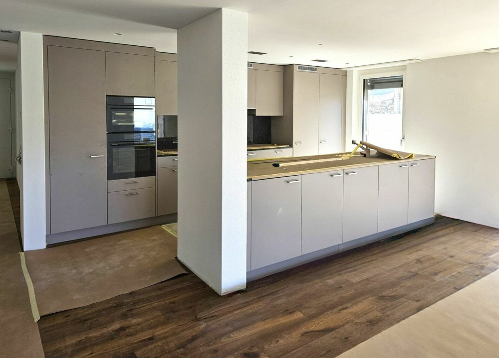 8.5-Zimmer-Doppeleinfamilienhaus mit exklusivem Attikageschoss - Bild 3