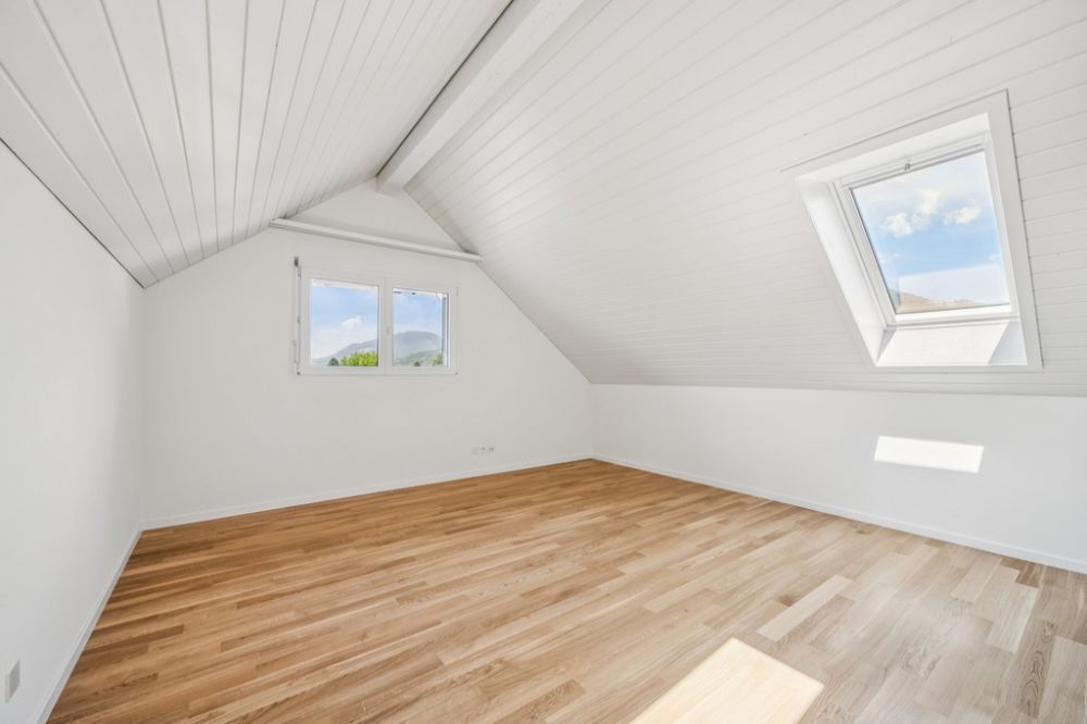 Erstvermietung nach Totalsanierung - Wohnung mit herrlicher Aussicht - Schlafzimmer