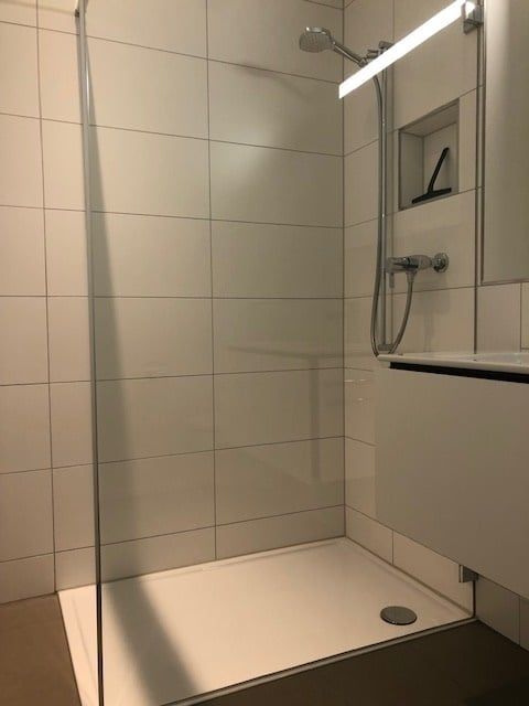 Moderne 2.5-Zimmer-Wohnung mit Balkon in Oftringen - Bild 4