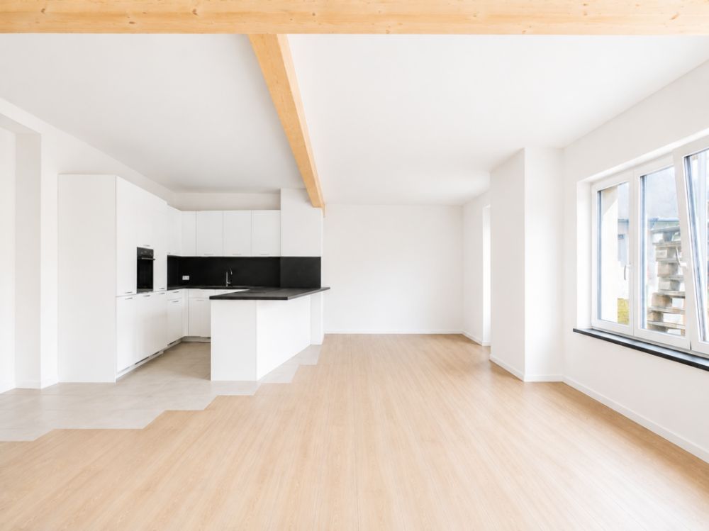Wohnen mit Geschichte: Einzigartige 4.5-Zimmer-Maisonettewohnung in ehemaliger Kegelbahn - Erstvermietung - Bild 1
