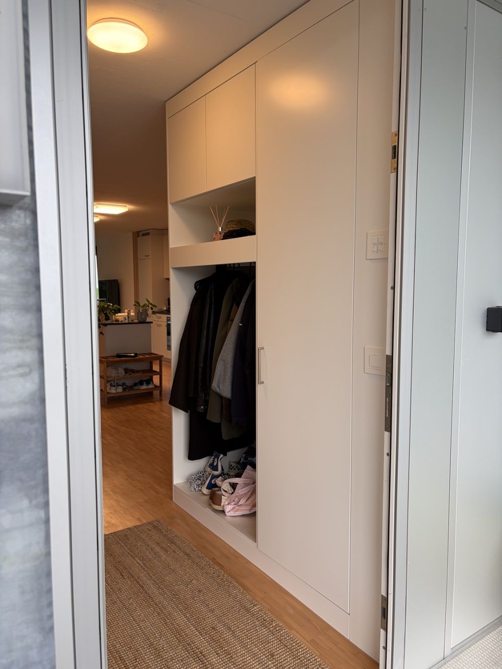 Attraktive Wohnung in Wetzikon ZH  Bahnhofsnähe - Garderobe