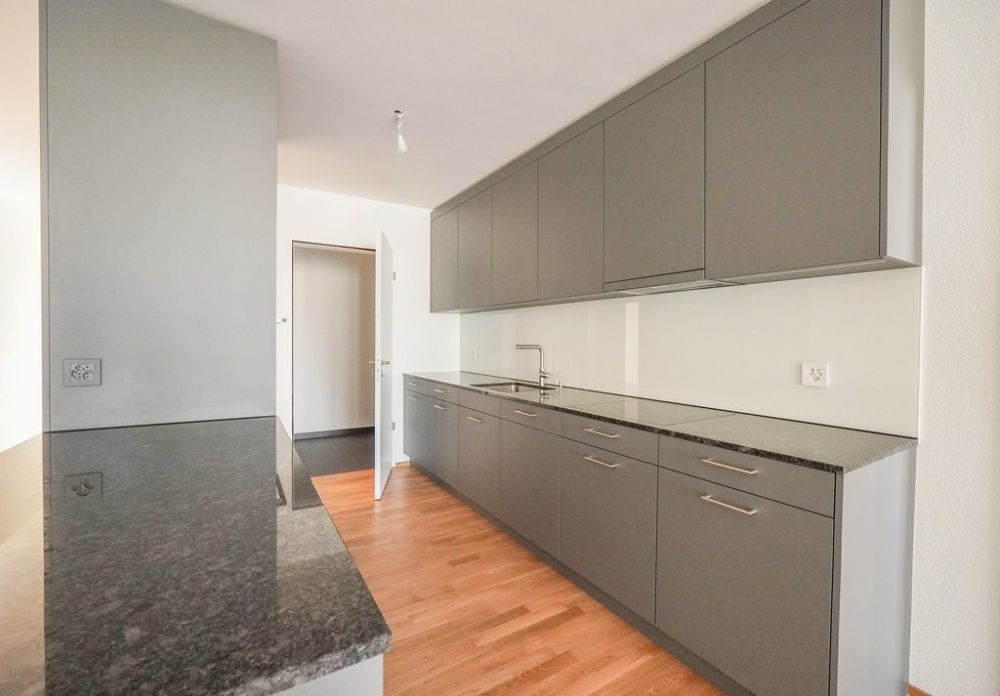 ERSTVERMIETUNG IN LIESTAL - jede Wohnung mit eigenem Waschturm - Kueche.jpg