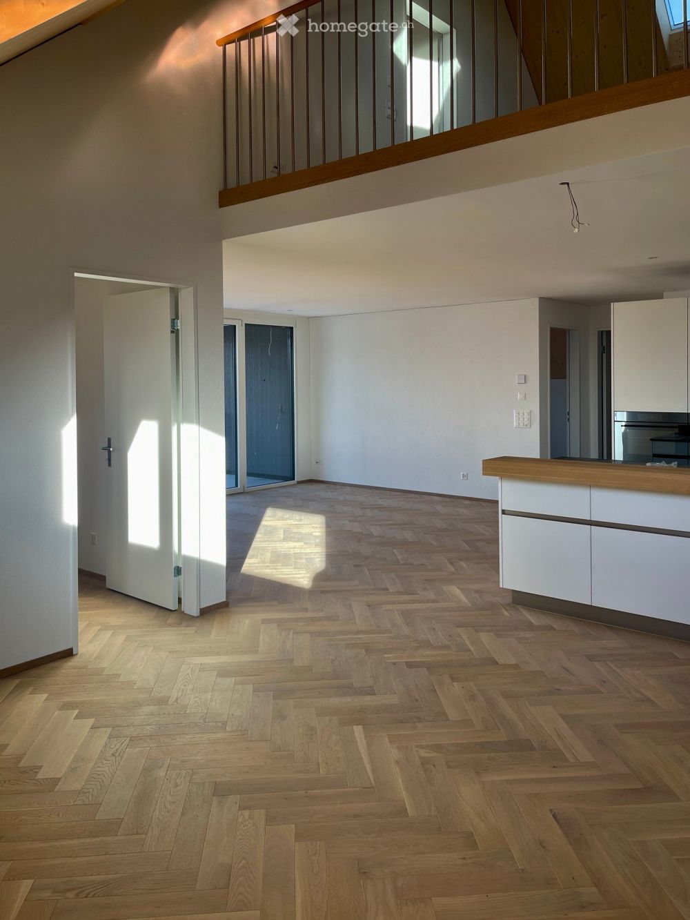 Moderne 4.5 (5.5) Zimmer-Neubau-Maisonettewohnung mit Balkon und Garage in Maschwanden - Bild 3