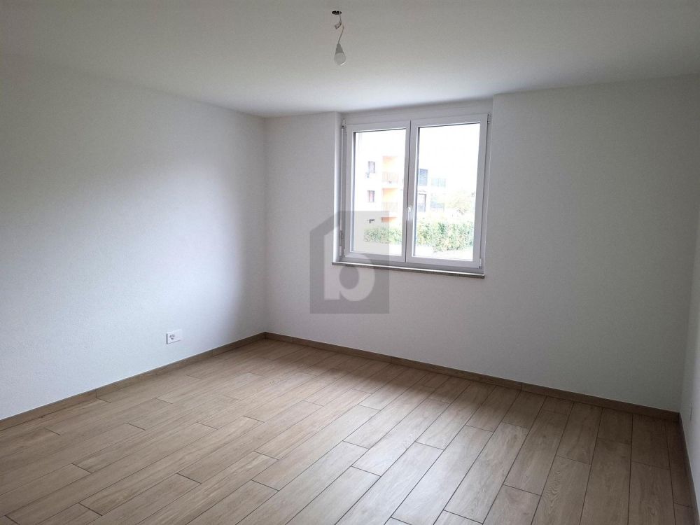 NEUF, SPACIEUX ET MODERNE - Bild 5