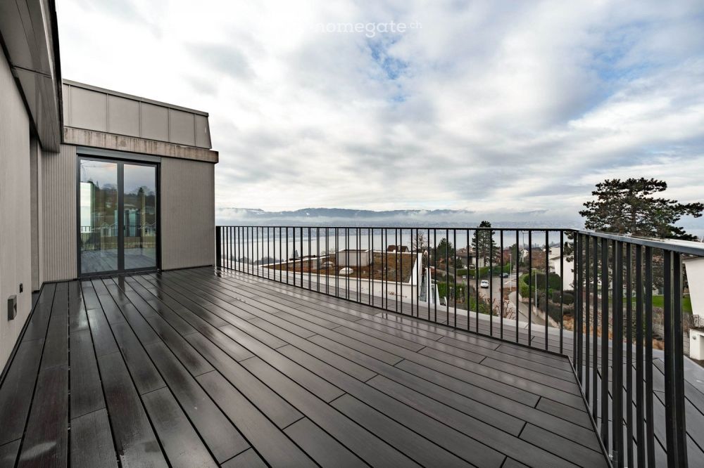 LUXURIÖSE ATTIKAWOHNUNG MIT PANORAMA-SEESICHT UND EIGENEM ATELIER - Bild 3