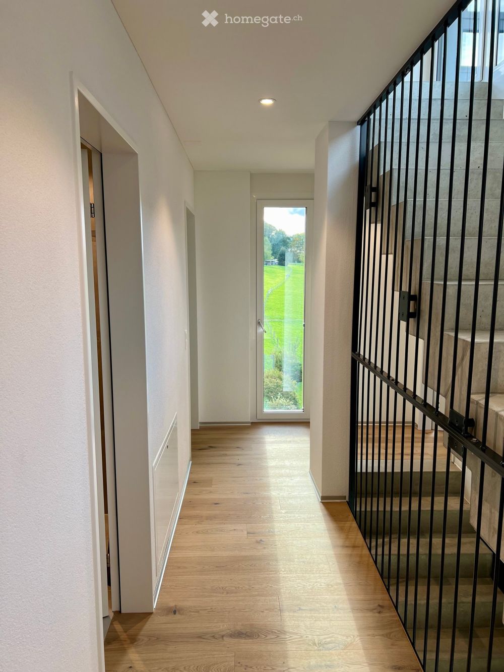 Modernes 6.5-Zimmer-Reihenhaus in Untereggen mit Seesicht - Bild 6