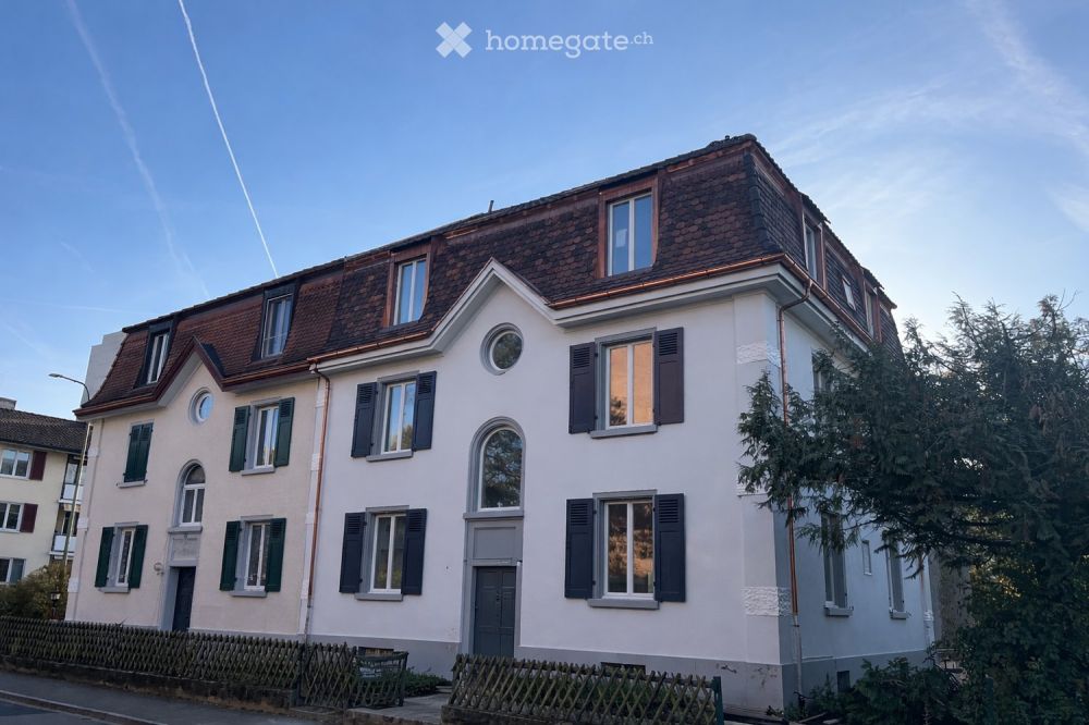 Helle 4.5-Zi.-Wohnung in saniertem Altbau mit neuem Holzanbau - Erstbezug ab 1. April 2026 - Bild 2