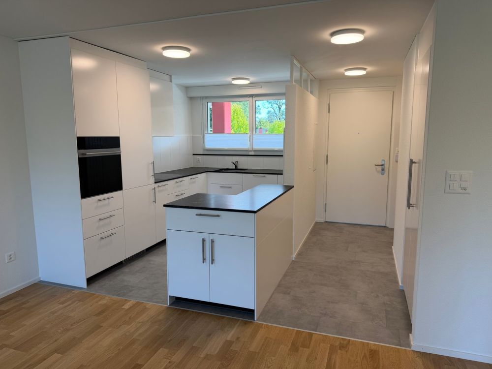 komplett sanierte 3 1/2 Zi. Wohnung im Grünen am Dorfbach - Bild 7