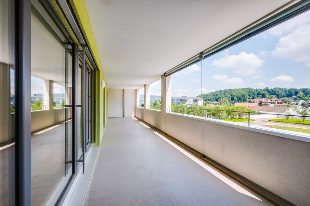 Schöne Neubauwohnung in Lenzburg - Balkon