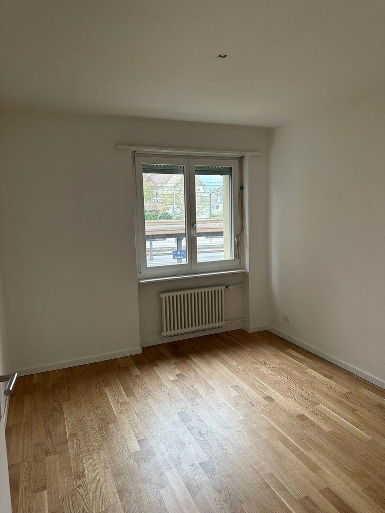 Sanierte 4.0-Zimmerwohnung an guter Lage in Dietikon - PHOTO-2026-04-15-13-28-05_2.jpg